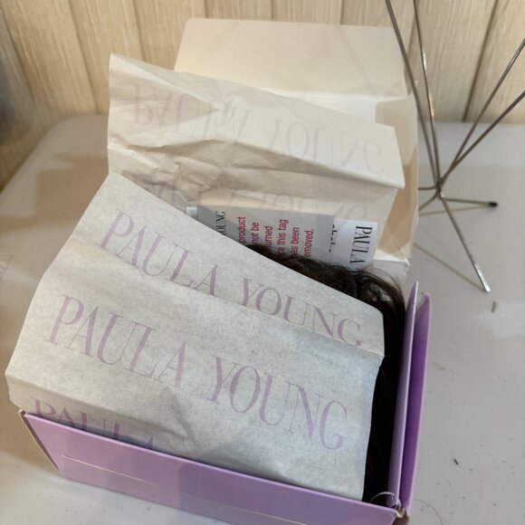 Paula Young Wig A5036 W/L Color Me Beautiful Color SF6/11 Brunette sizeA BNIB - Picture 11 of 11